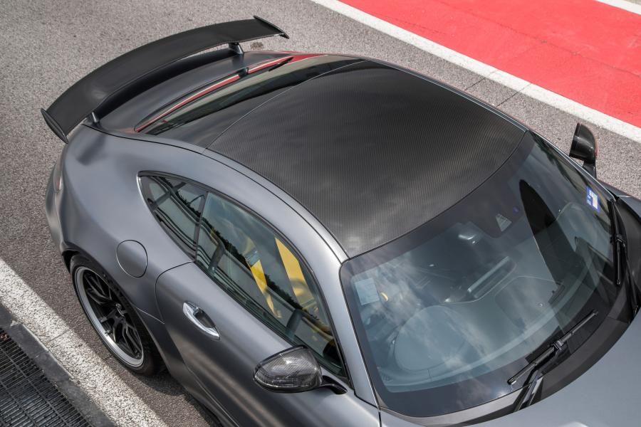 Детали экстерьера Mercedes-AMG GT R (C190) 2019 года  (MY) (фото 20 из 21)